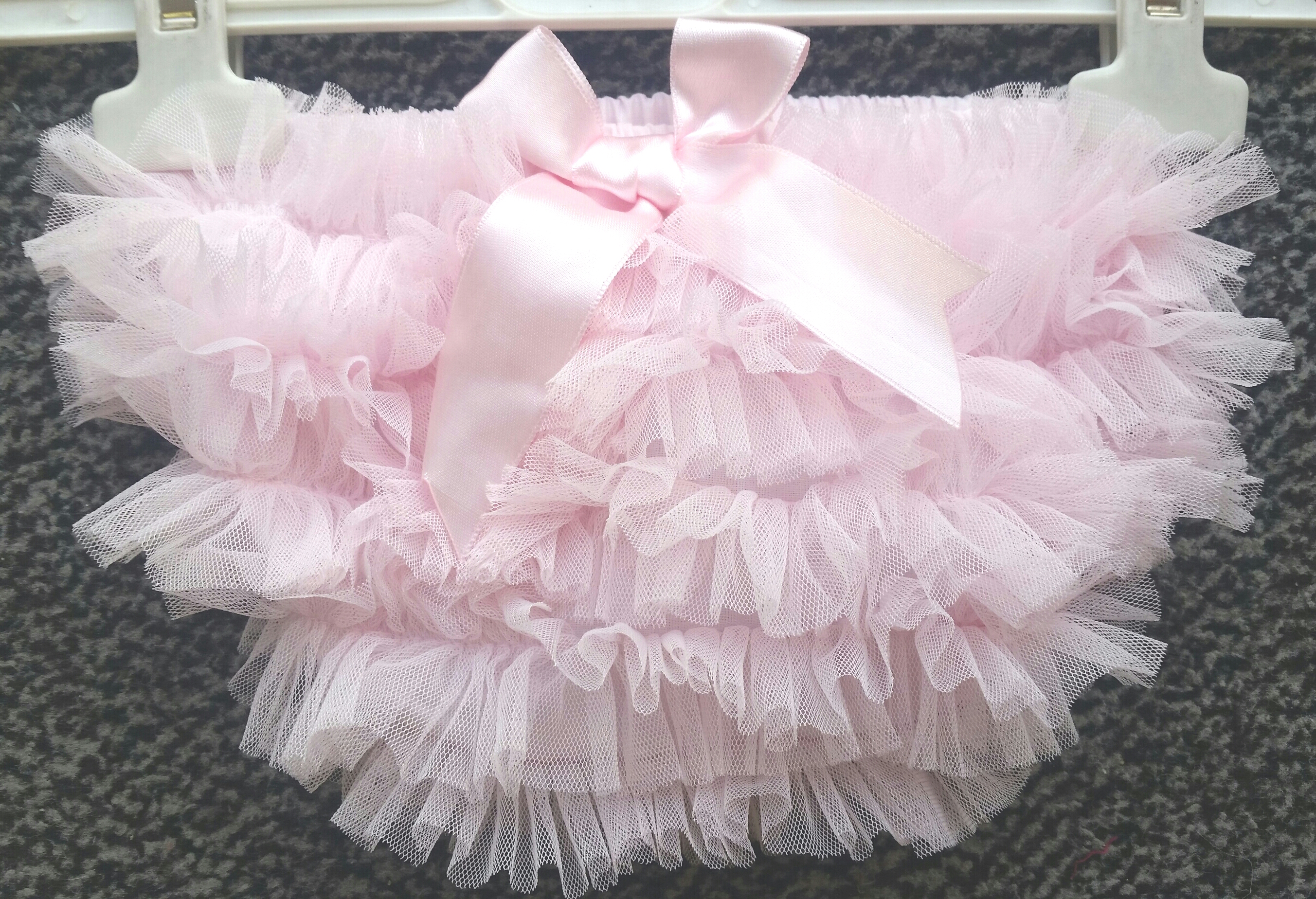 baby girl frilly pants