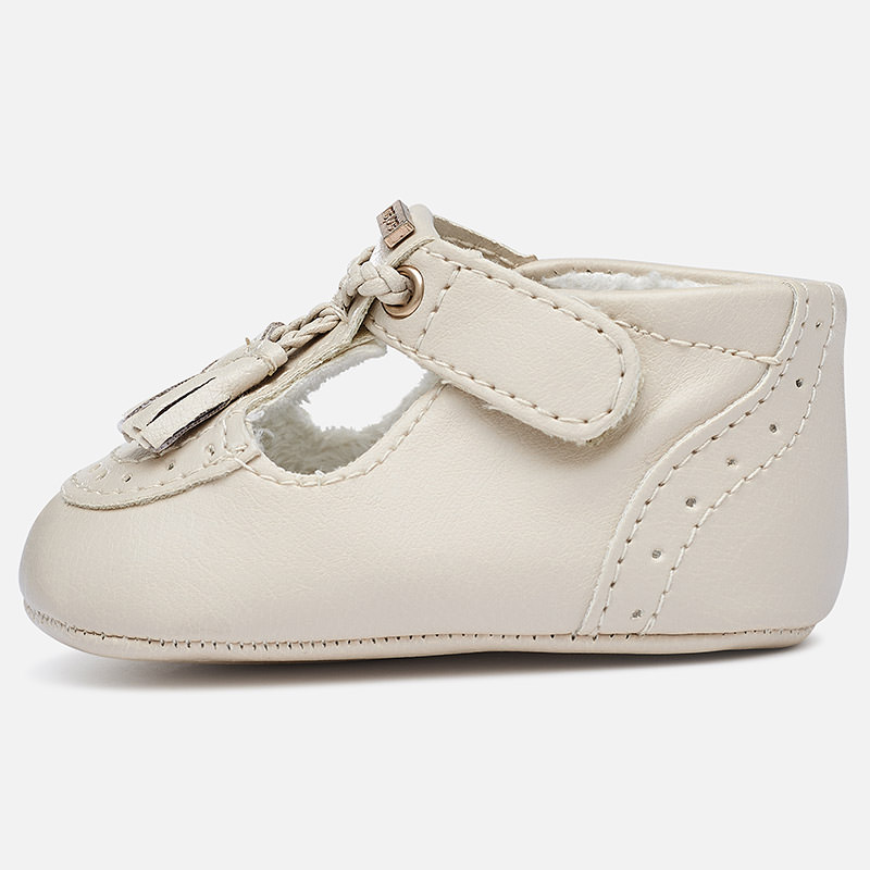 Baby boys Cream Leatherette shoes by Mayoral 1809918082