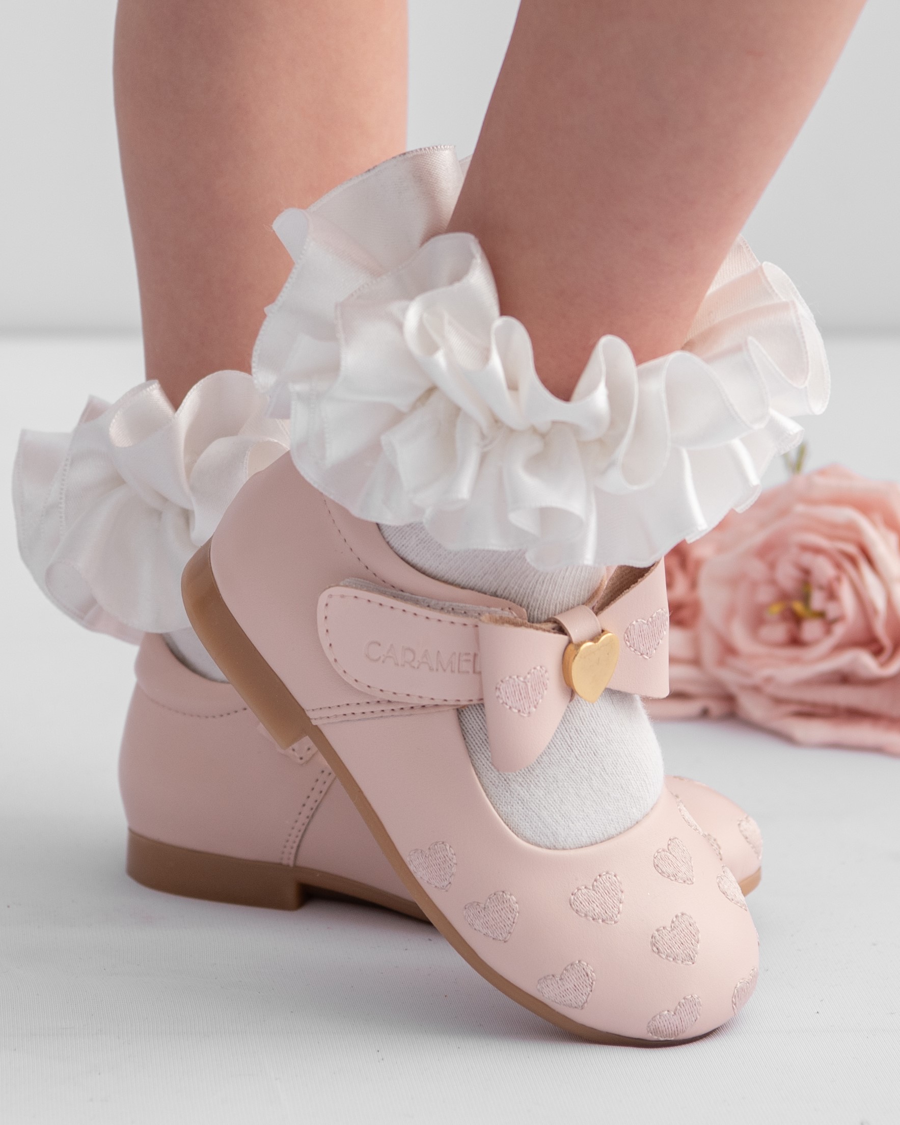 Caramelo Kids - Girls White Patent Bow Shoes